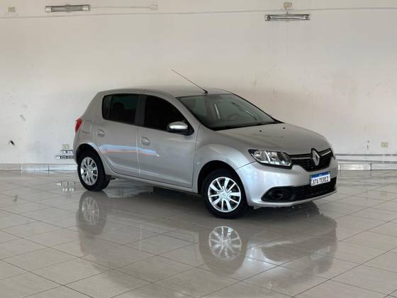 RENAULT SANDERO 1.6 EXPRESSION 8V FLEX 4P MANUAL RENAULT SANDERO 1.6 EXPRESSION 8V FLEX 4P MANUAL
